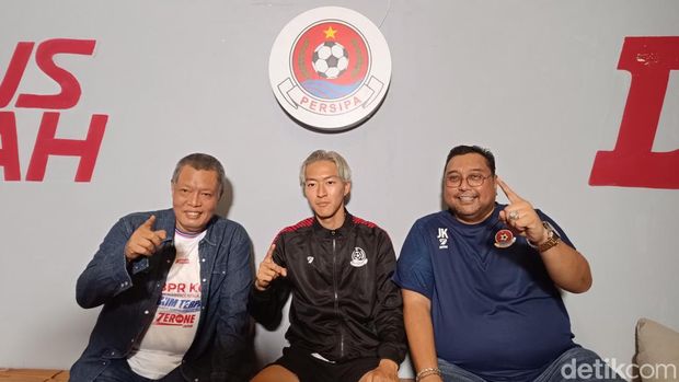 Persipa Pati memperkenalkan Takuto Miki asal Jepang sekaligus menjadi klub Liga 2 pertama yang merekrut pilar asing.