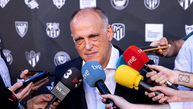 MADRID, SPAIN - SEPTEMBER 06: Javier Tebas speaks during the official presentation of the new brand identity of the Women's Professional Football League at Cines Callao on September 06, 2022 in Madrid, Spain. (Photo by Aldara Zarraoa/WireImage)